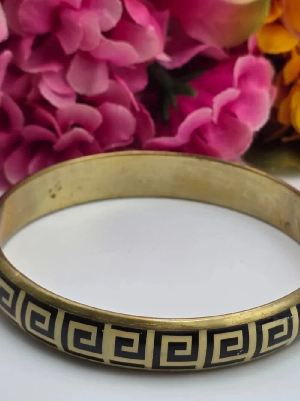 Vintage Gold Tone Black Cream Enamel Greek Key Bangle Bracelet 8 In Geometric